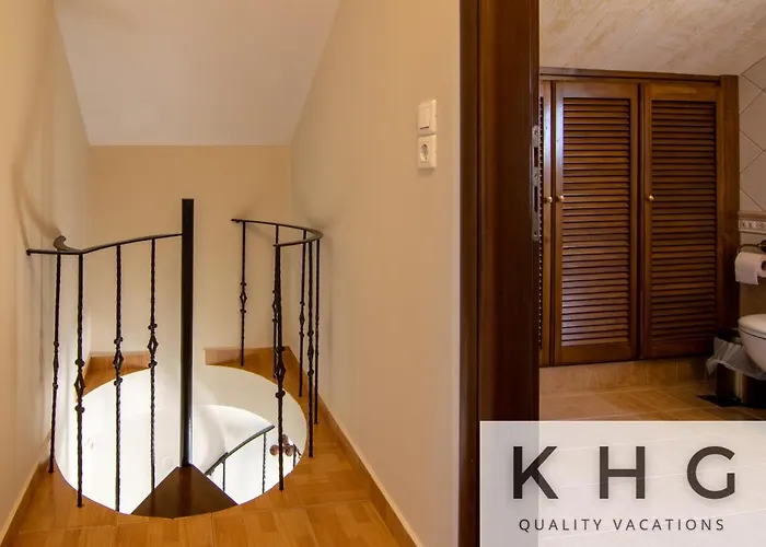 Harmony In Lourdata * Livathos (Kefalonia)